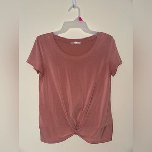 Pink rose knotted shirt in perfect conditions!